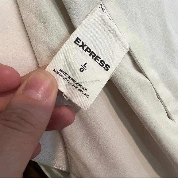 Express Two-Tone Tank Top - Picture 4 of 5